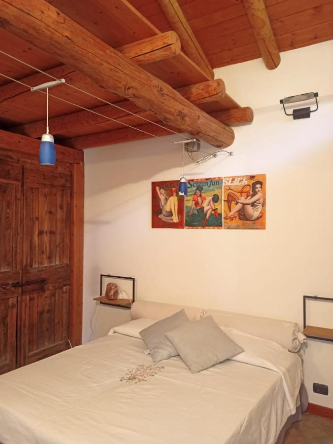 Rosina House E Chalet Colico Eksteriør billede